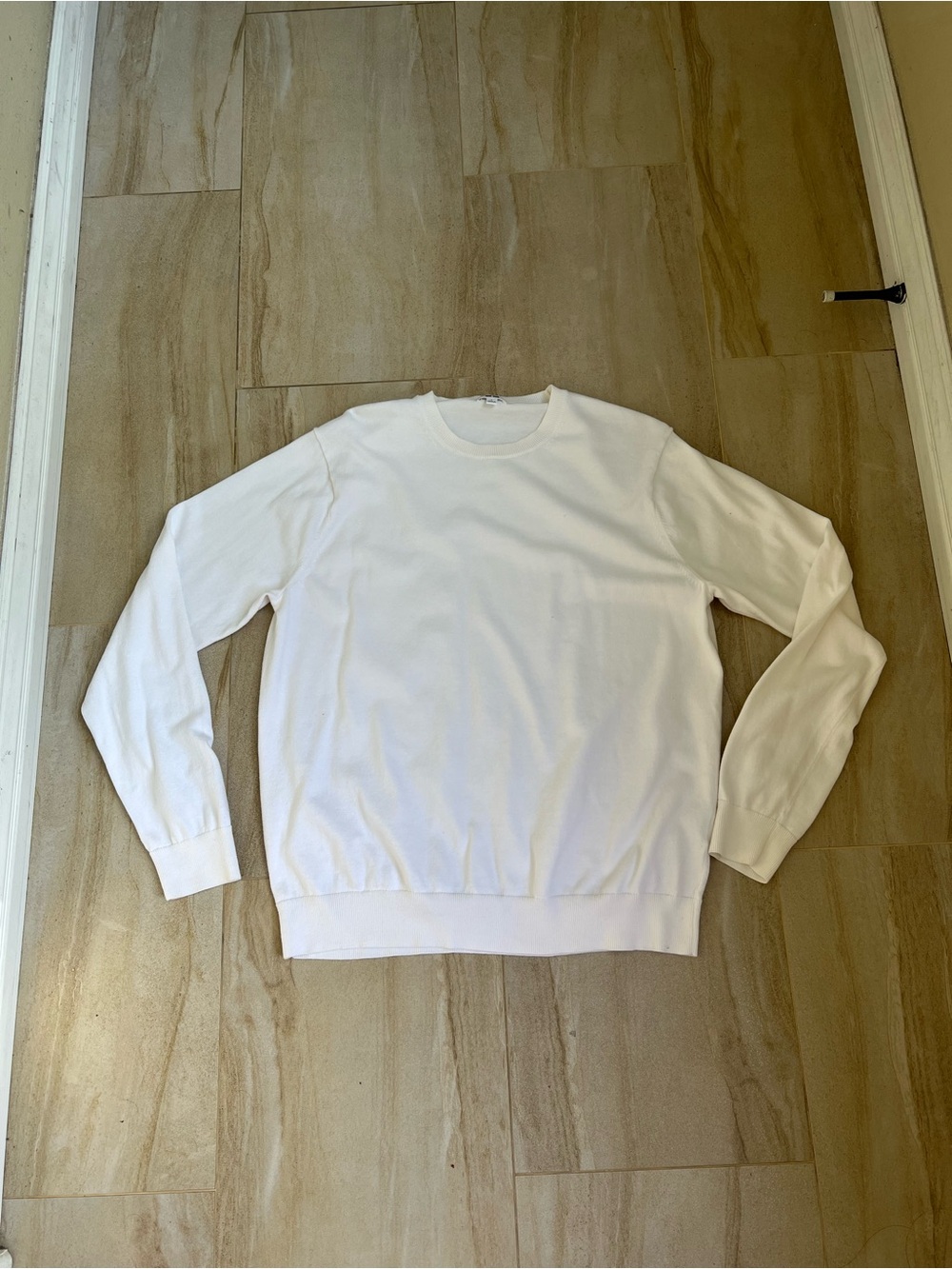 Uniqlo White Men's Crewneck Sweater